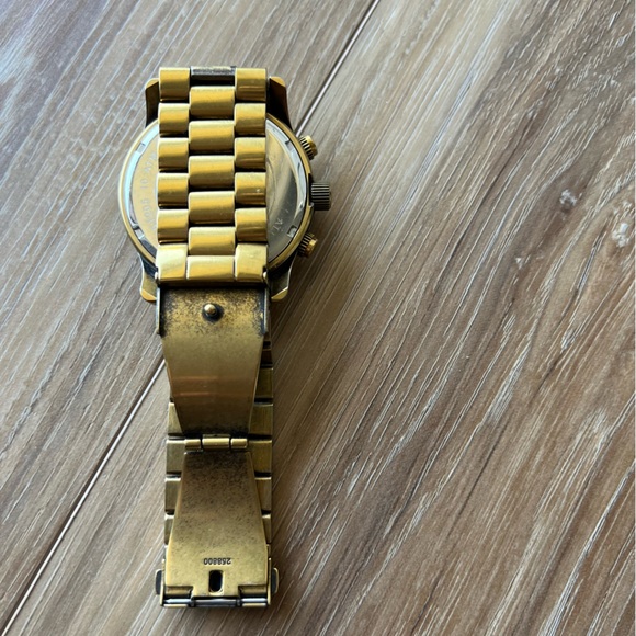 Michael Kors Gold Big Face Watch - Women’s Sizing - Picture 5 of 8